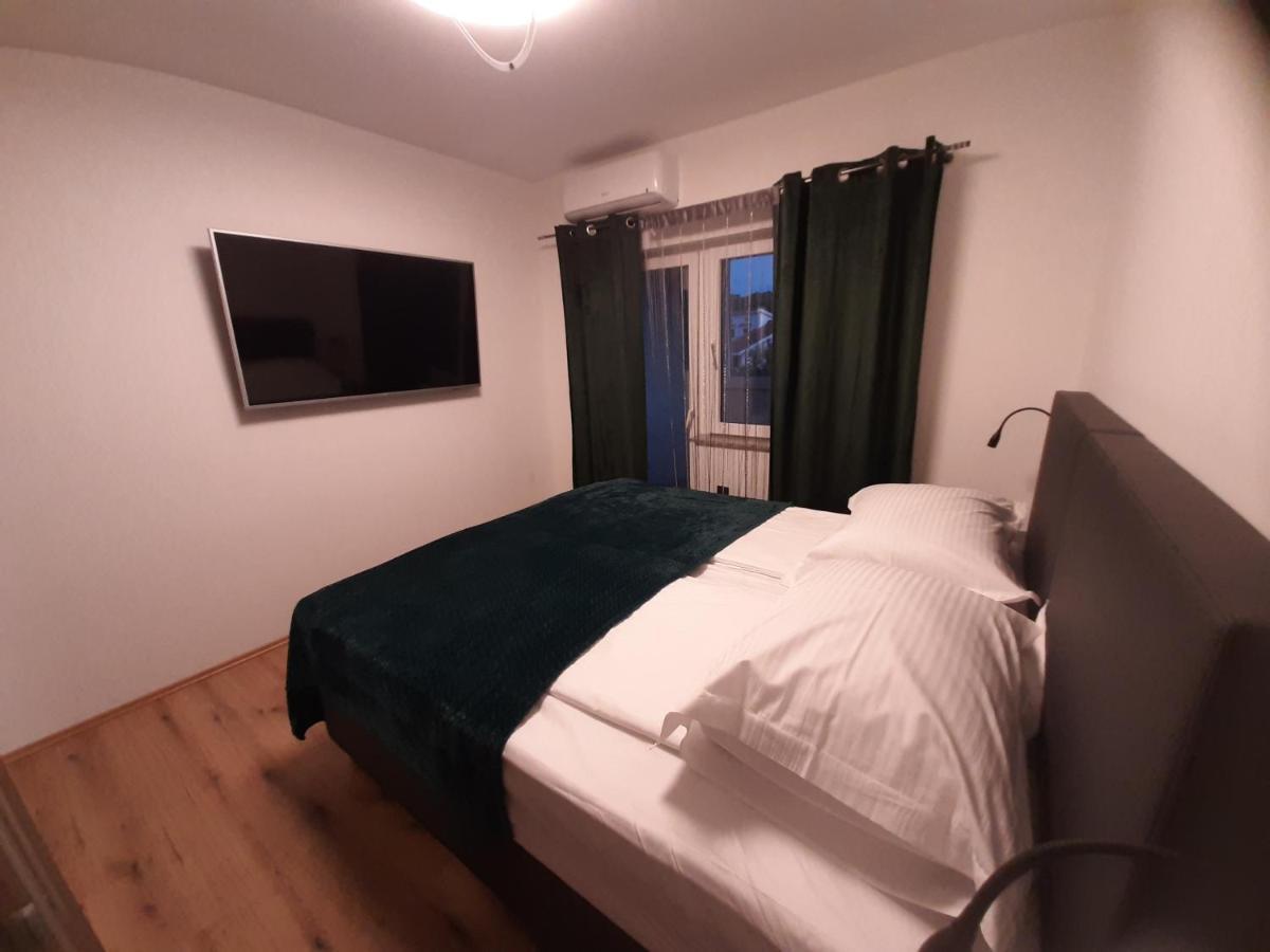 Apartman Mate Лопар Екстер'єр фото