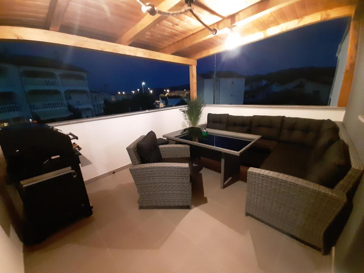 Apartman Mate Лопар Екстер'єр фото