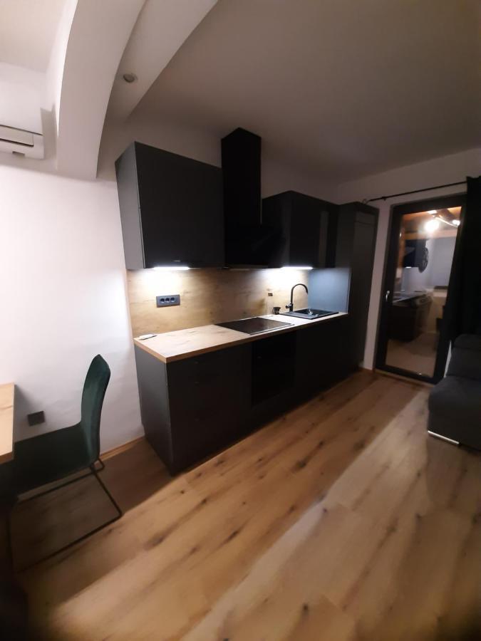 Apartman Mate Лопар Екстер'єр фото