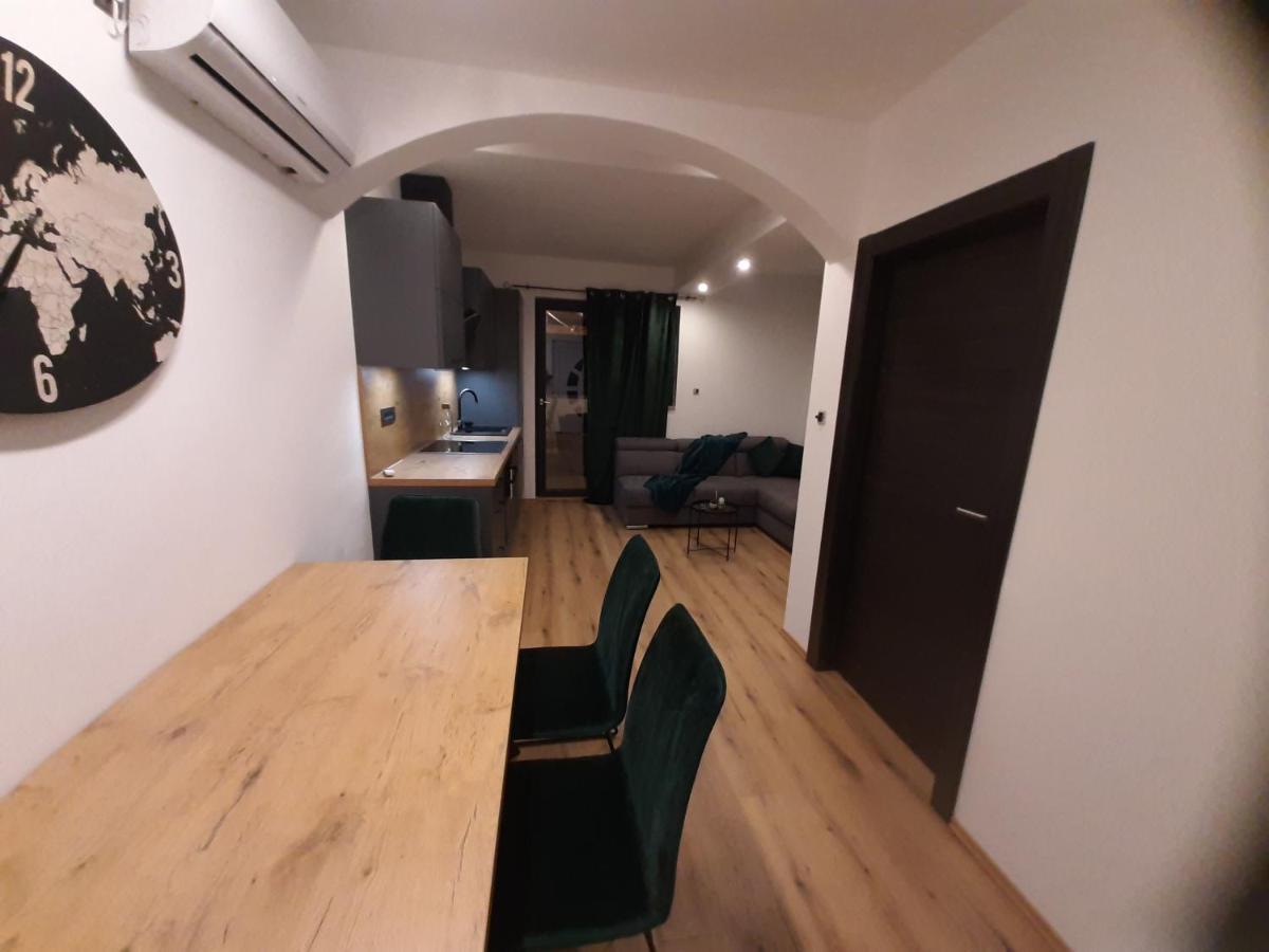 Apartman Mate Лопар Екстер'єр фото