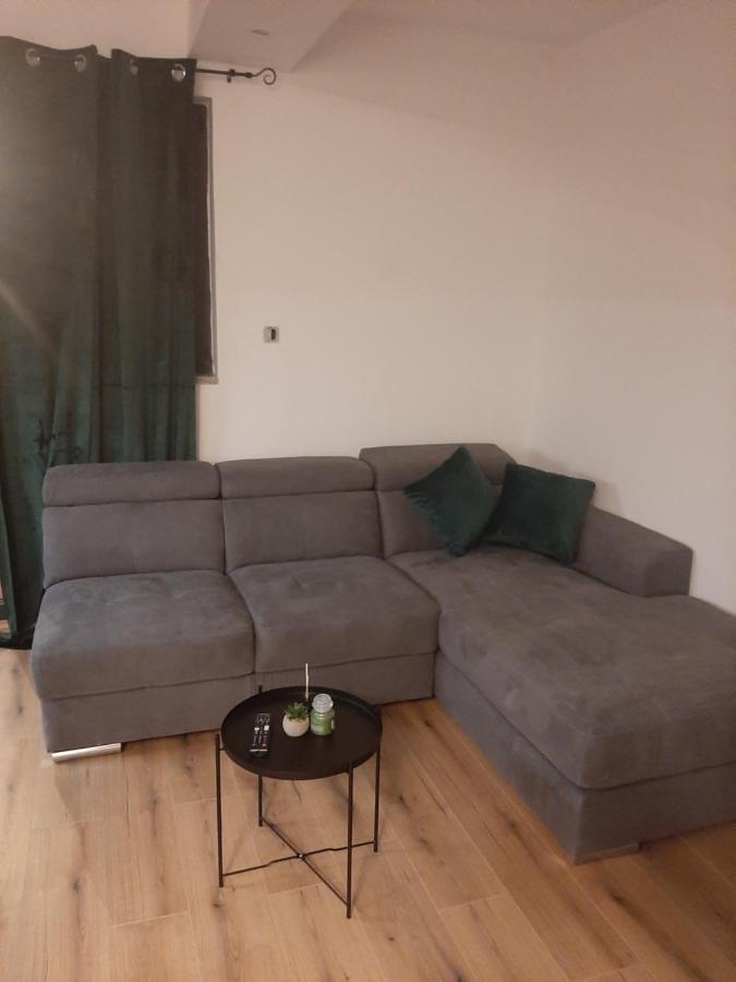 Apartman Mate Лопар Екстер'єр фото