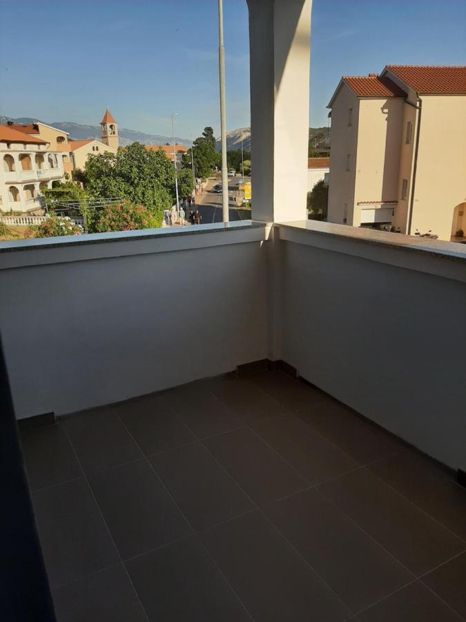Apartman Mate Лопар Екстер'єр фото